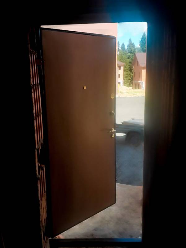 Ламинированная панель изнутри